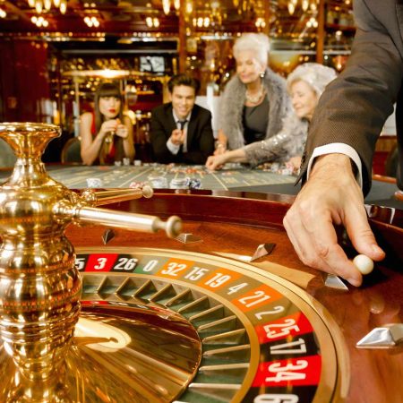 Melyik kaszinójátéknak a legkisebb a házelőnye? – Blackjack, baccarat és rulett